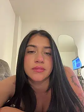 KallyMyller1 online show from July 31, 9:05 pm