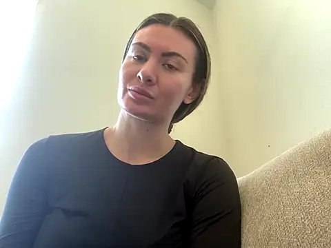 Alyssa rhoades online show from November 15, 4:30 pm