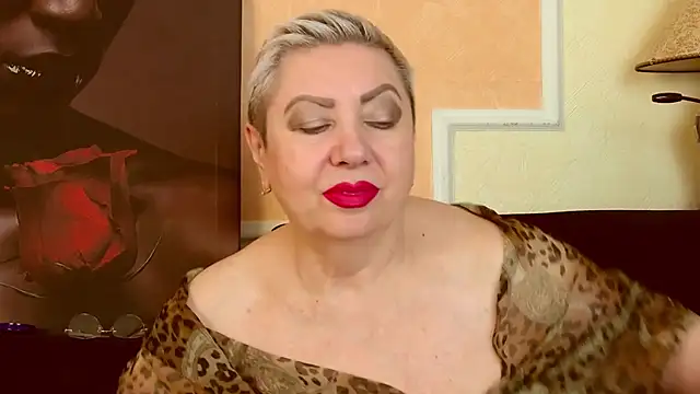 LadyPosh online show from July 30, 9:04 pm