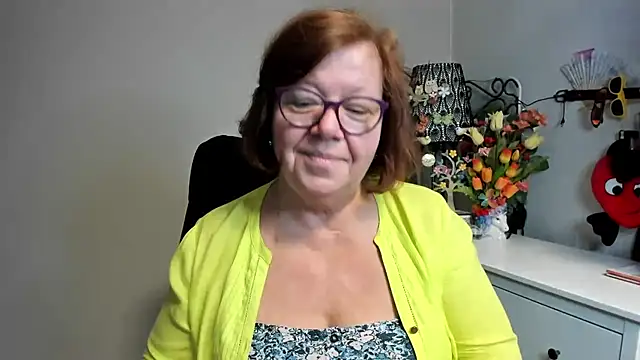 Adelewildx online show from June 2, 2:56 am