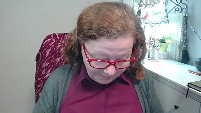 Adelewildx online show from November 6, 4:40 am