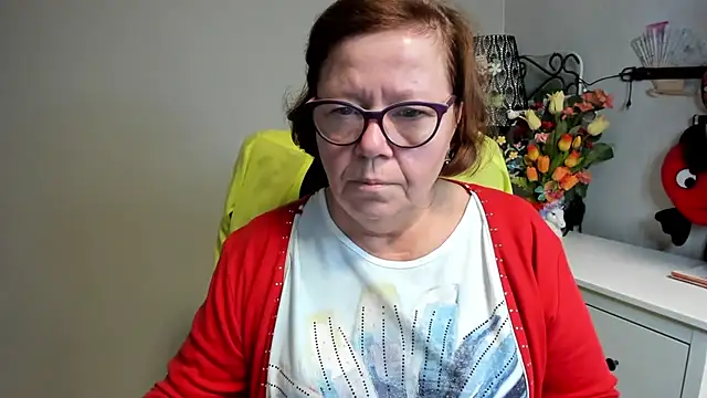 Adelewildx online show from June 11, 3:47 am