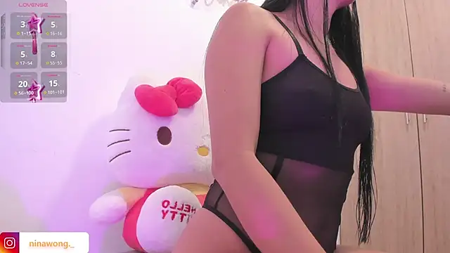 NinaWong online show from January 14, 3:17 pm