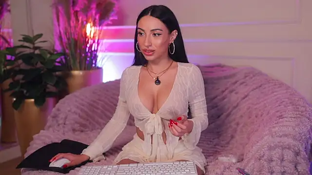 Anais Bloom online show from July 7, 7:27 pm