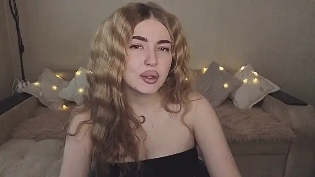 ViolettaLopez online show from September 30, 1:28 pm