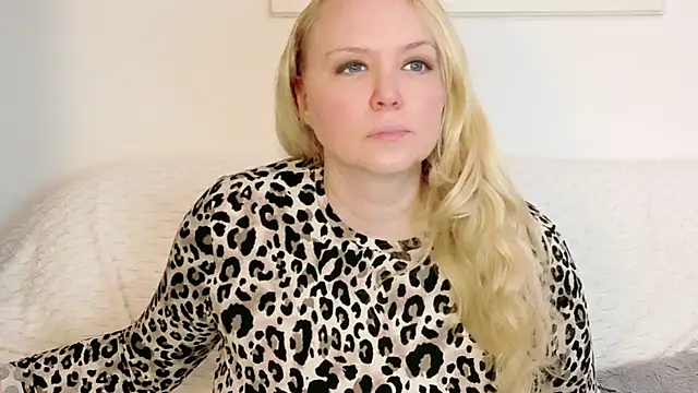 Sarah4you online show from January 31, 9:57 pm