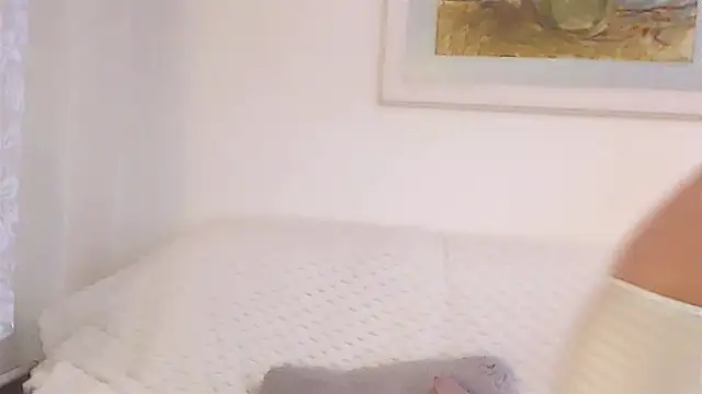 Sarah4you online show from October 13, 9:39 pm