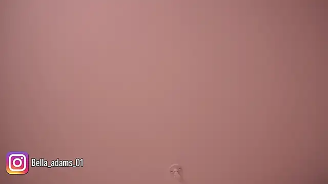 bella adams  online show from March 17, 10:03 pm