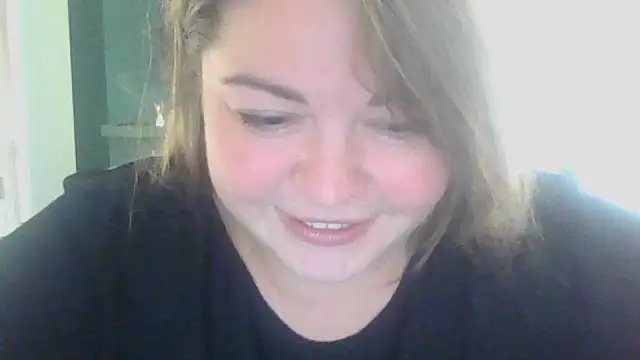 cute  cherry online show from July 28, 4:39 pm