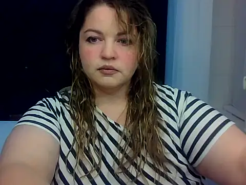 cute  cherry online show from July 27, 7:44 pm