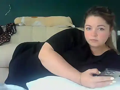 cute  cherry online show from July 28, 3:21 pm