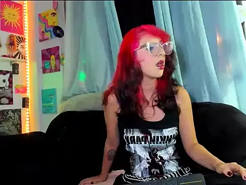 Cherrypieuwu online show from July 12, 3:51 am