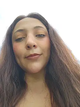 VickyHoult online show from April 29, 8:47 pm