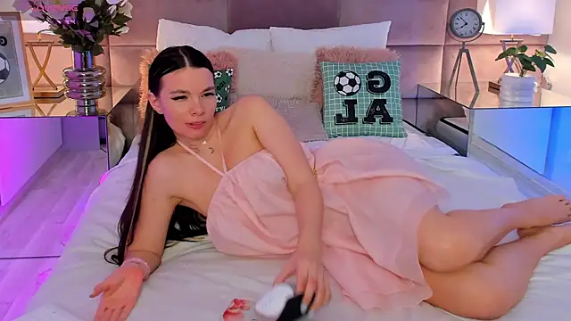 MiaMuse online show from June 14, 2:24 am
