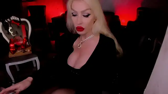 Greedy FinDom online show from July 28, 4:39 pm