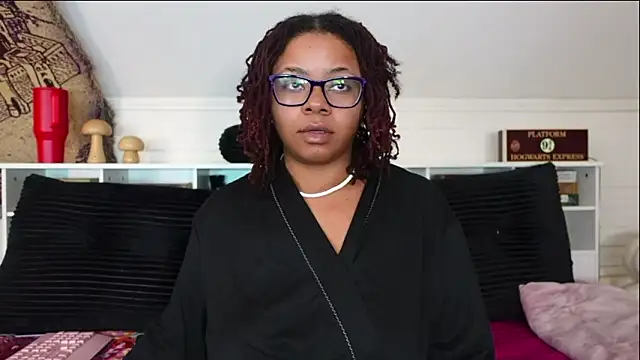 -khayaparker online show from February 20, 1:12 pm