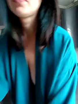 LazyTanukii online show from October 8, 6:40 am