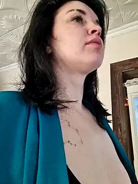 LazyTanukii online show from February 5, 2:47 am