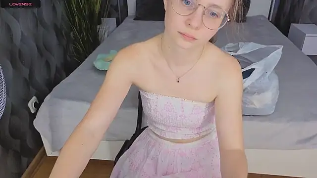 CharmedDoll online show from August 8, 12:35 pm