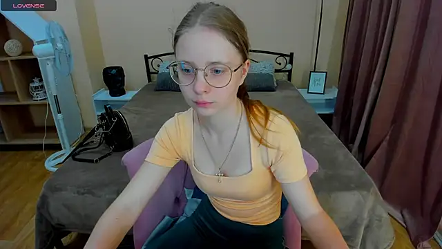 CharmedDoll online show from June 20, 12:20 pm
