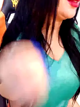 Snapshot of Queen_sousou chatting on October 3, 7:41 pm Queen sousou online show from October 3, 7:41 pm