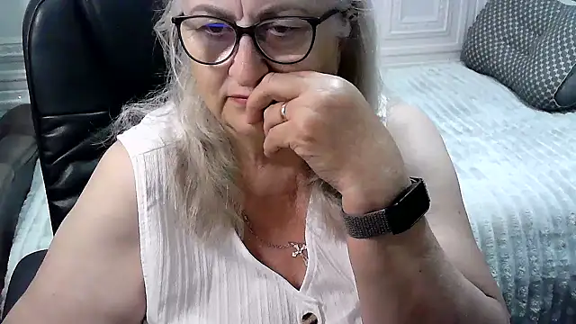 LolkaAlyss online show from June 12, 7:44 pm