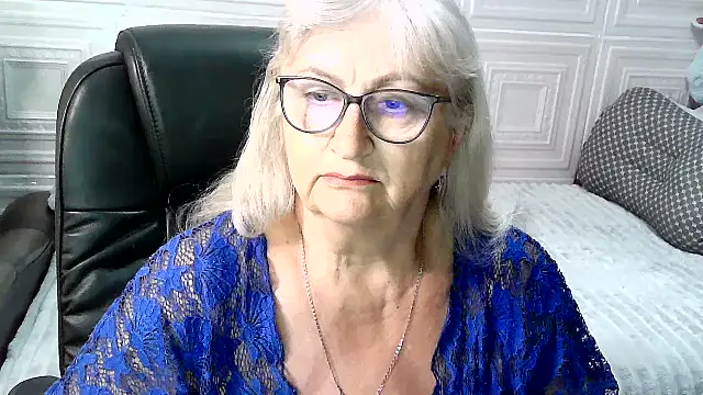 LolkaAlyss online show from July 12, 11:11 am