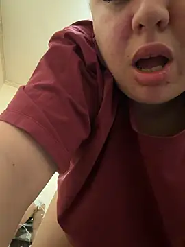 Sara Slow online show from June 7, 11:44 pm