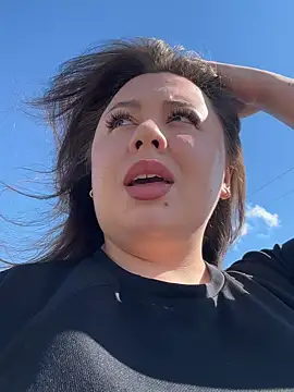 Sara Slow online show from June 8, 1:23 pm