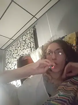 xXjjuicyMayx online show from July 9, 3:31 am
