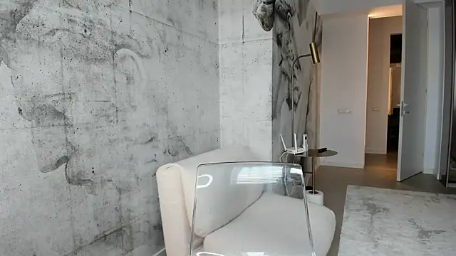 hotdeedee online show from December 4, 9:55 am