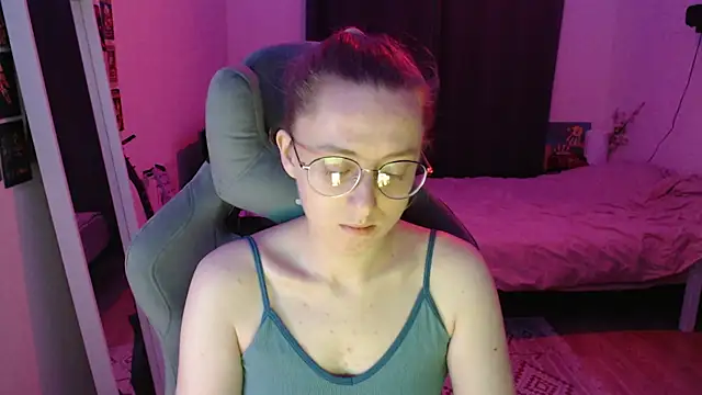 AnabelFrel online show from June 18, 12:12 am
