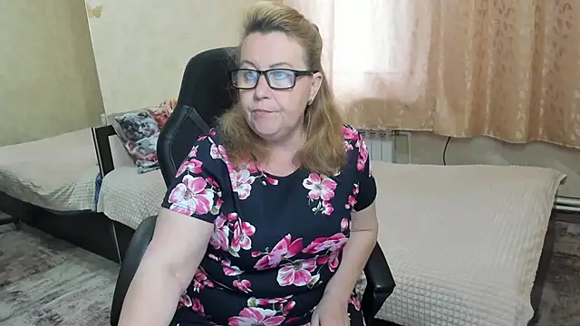 Frau Marta online show from May 5, 12:41 pm