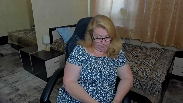Frau Marta online show from June 21, 1:15 pm