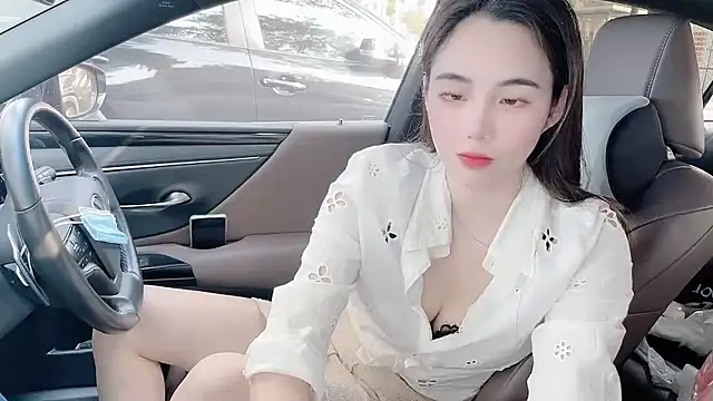 orla2021 online show from January 19, 7:04 am