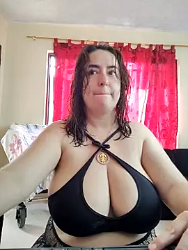 rosahills online show from December 3, 2:19 pm