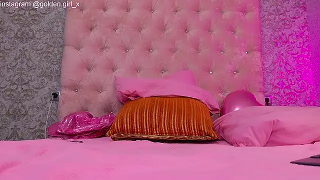 Akilla Queen online show from February 18, 8:13 am