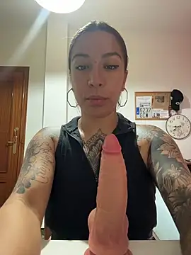  antonella dreamss online show from August 2, 8:01 pm
