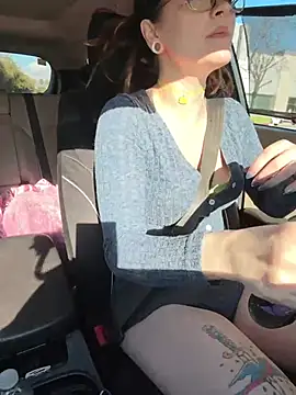 BlaizeyBBy online show from March 3, 11:44 pm