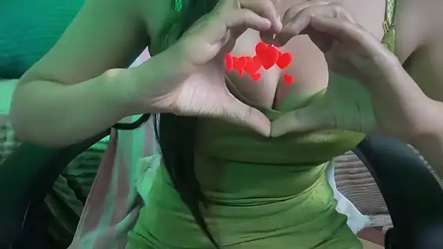 Queen Angelena online show from December 16, 5:19 pm