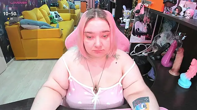 Softie Sofy online show from July 5, 1:56 am