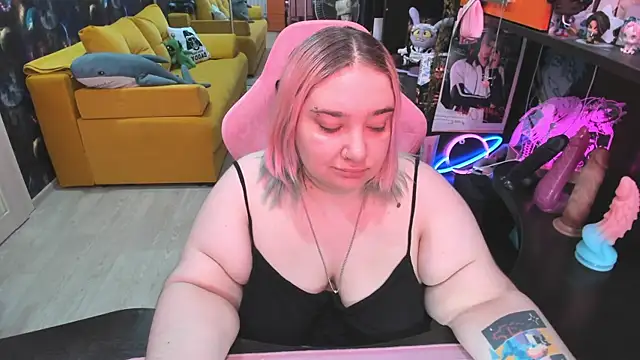Softie Sofy online show from June 30, 2:44 am