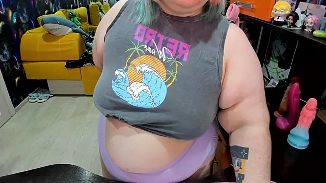 Softie Sofy online show from April 30, 2:17 am