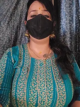 cute-tanvi online show from June 18, 1:18 am