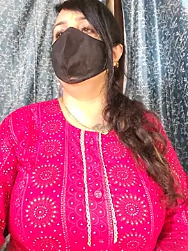 cute-tanvi online show from July 17, 1:54 am