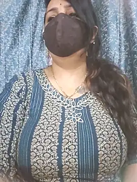 cute-tanvi online show from July 28, 12:41 am