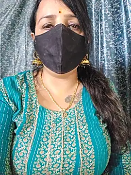 cute-tanvi online show from June 18, 9:14 am