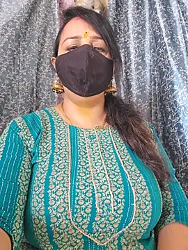 cute-tanvi online show from June 23, 3:37 am