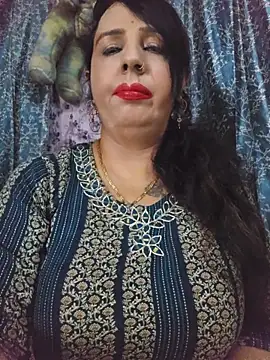 cute-tanvi online show from July 20, 10:39 am