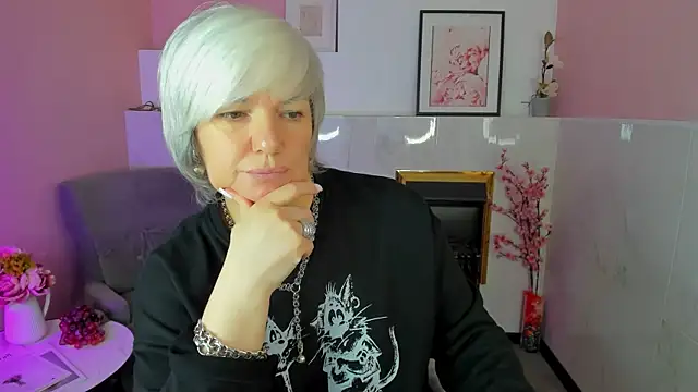 CarmenSoft online show from July 7, 8:55 pm